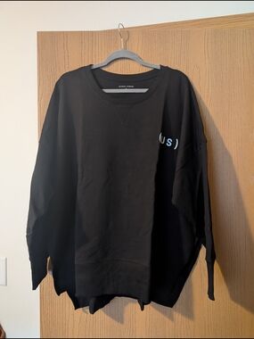 Universal Standard Fiona Logo Sweatshirt
